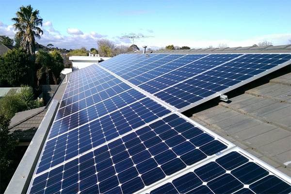 تصویر 2 از پنل خورشیدی ۷۱۰ وات دو طرفه مناسب پروژه‌ های صنعتی